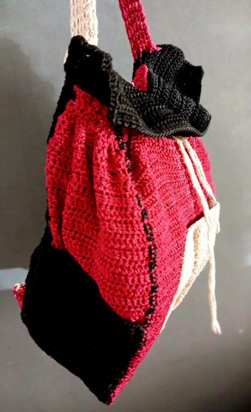 کوله ی قرمز